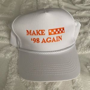 UTK ‘98 hat with detail